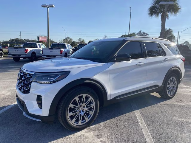 2026 Star White Metallic Tri-Coat Ford Explorer Platinum RWD SUV