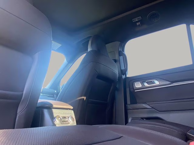 2026 Star White Metallic Tri-Coat Ford Explorer Platinum RWD SUV