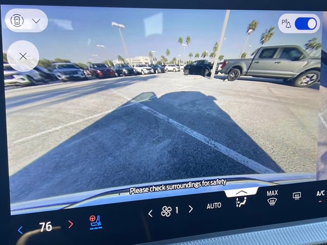 2026 Star White Metallic Tri-Coat Ford Explorer Platinum RWD SUV