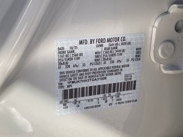 2026 Star White Metallic Tri-Coat Ford Explorer Platinum RWD SUV