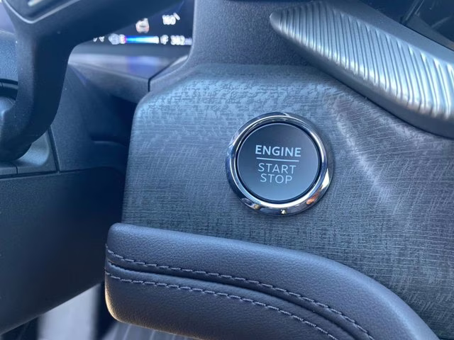 2026 Star White Metallic Tri-Coat Ford Explorer Platinum RWD SUV