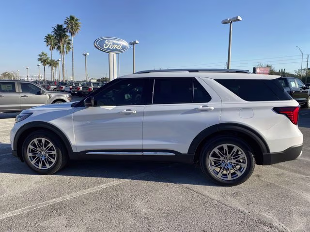 2026 Star White Metallic Tri-Coat Ford Explorer Platinum RWD SUV