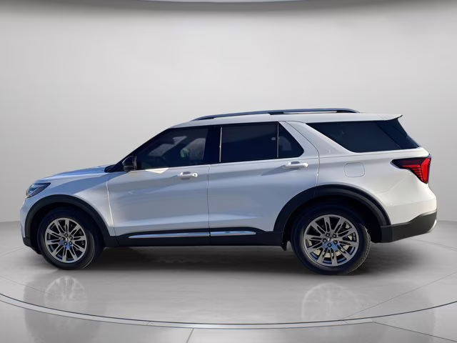 2026 Star White Metallic Tri-Coat Ford Explorer Platinum RWD SUV