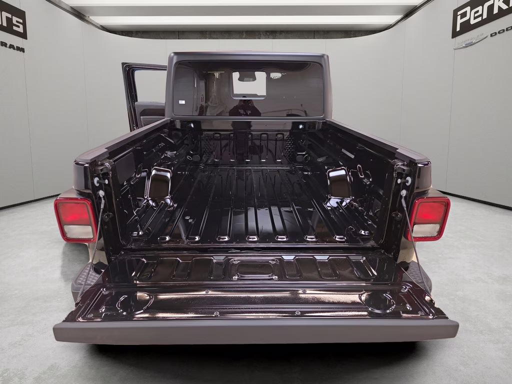 2026 Black Clearcoat Jeep Gladiator Sport S 4X4 Truck