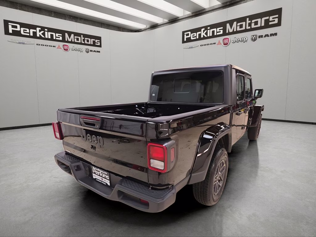 2026 Black Clearcoat Jeep Gladiator Sport S 4X4 Truck