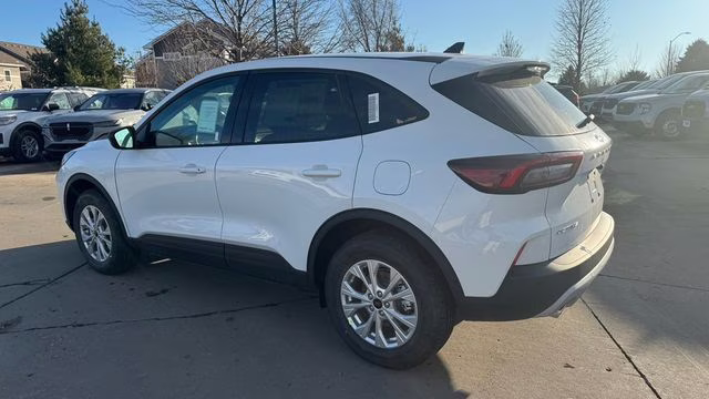 2026 Oxford White Ford Escape Active AWD SUV