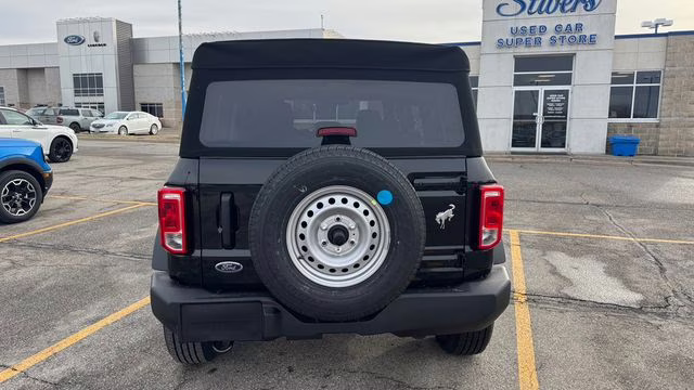 2025 Shadow Black Ford Bronco Base 4X4 SUV