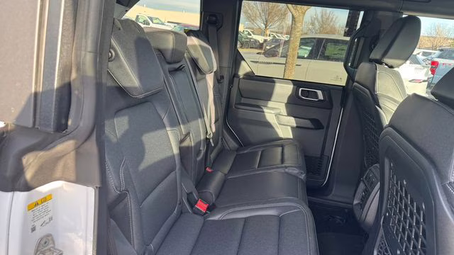 2025 Oxford White Ford Bronco Big Bend 4X4 SUV