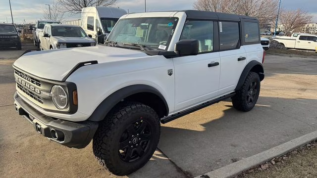 2025 Oxford White Ford Bronco Big Bend 4X4 SUV