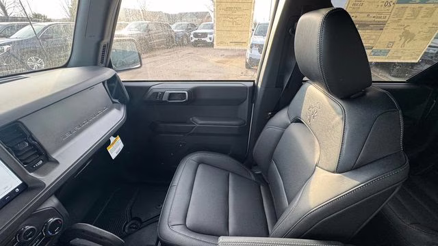 2025 Oxford White Ford Bronco Big Bend 4X4 SUV