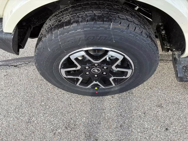 2025 Desert Sand Ford Bronco Outer Banks 4X4 SUV