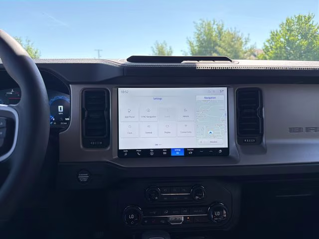 2025 Desert Sand Ford Bronco Outer Banks 4X4 SUV