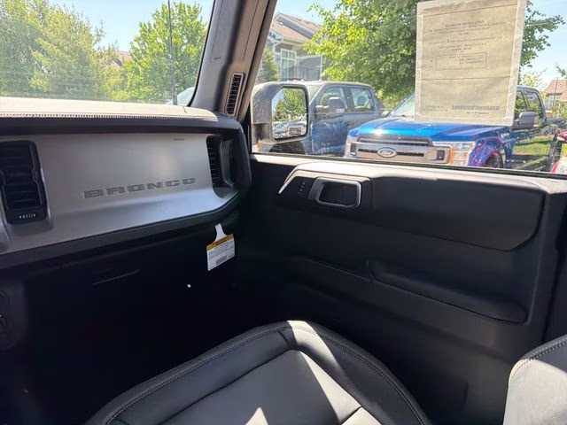 2025 Desert Sand Ford Bronco Outer Banks 4X4 SUV