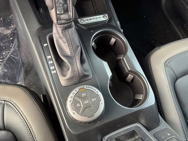 2025 Desert Sand Ford Bronco Outer Banks 4X4 SUV