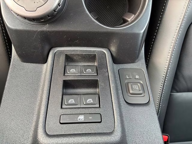 2025 Desert Sand Ford Bronco Outer Banks 4X4 SUV