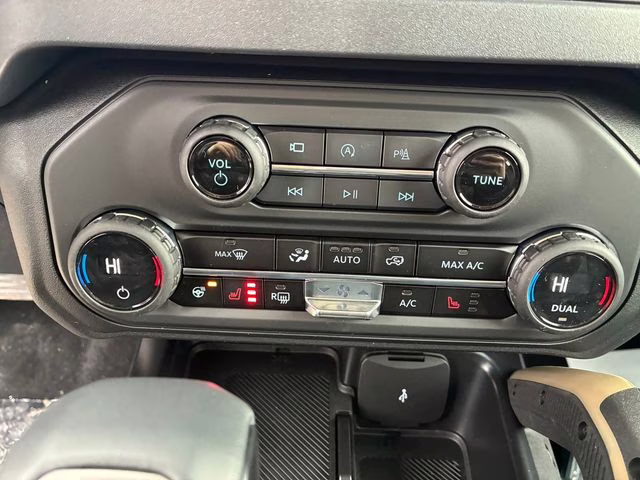 2025 Carbonized Gray Metallic Ford Bronco Badlands 4X4 SUV