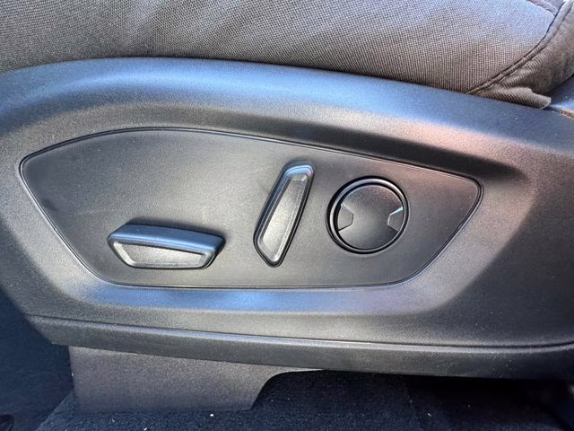 2026 Space White Metallic Ford Explorer Active 4X4 SUV