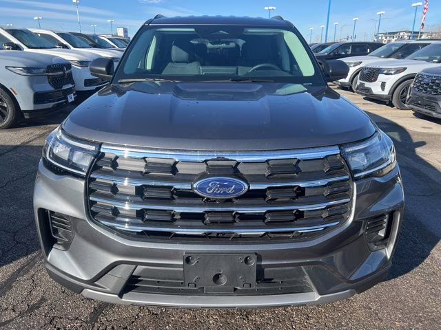 2026 Carbonized Gray Metallic Ford Explorer Active 4X4 SUV
