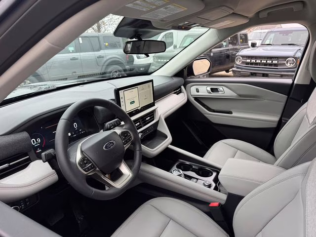 2026 Agate Black Metallic Ford Explorer Active 4X4 SUV