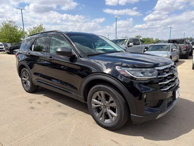 2026 Agate Black Metallic Ford Explorer Active 4X4 SUV