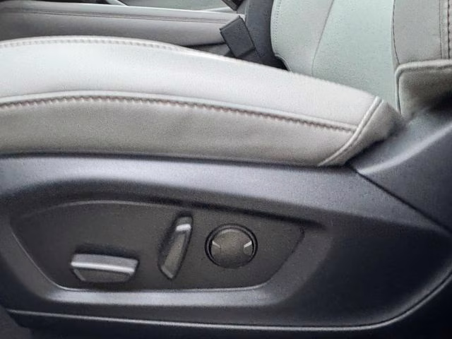 2026 Agate Black Metallic Ford Explorer Active 4X4 SUV