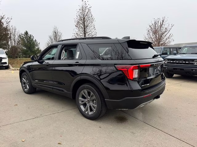 2026 Agate Black Metallic Ford Explorer Active 4X4 SUV