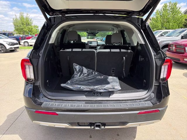 2026 Agate Black Metallic Ford Explorer Active 4X4 SUV