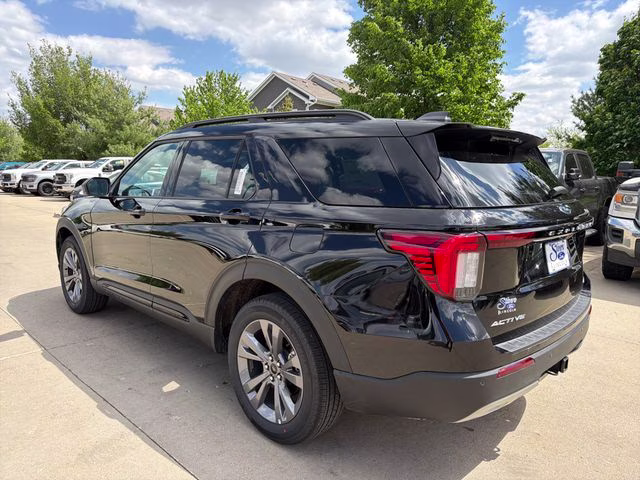 2026 Agate Black Metallic Ford Explorer Active 4X4 SUV
