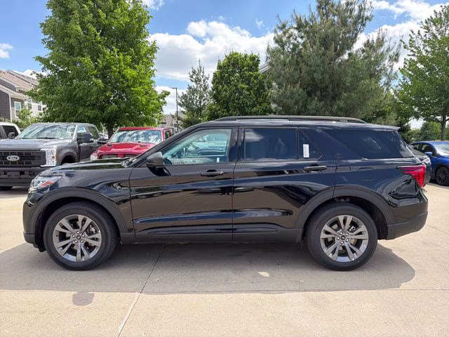 2026 Agate Black Metallic Ford Explorer Active 4X4 SUV