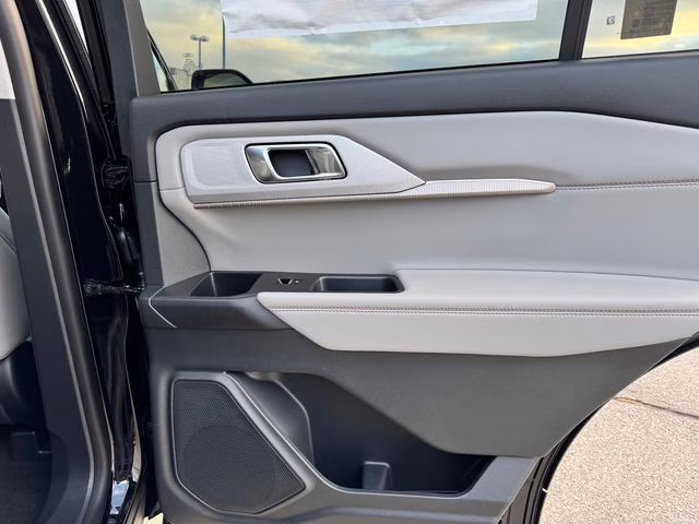 2026 Agate Black Metallic Ford Explorer Active 4X4 SUV