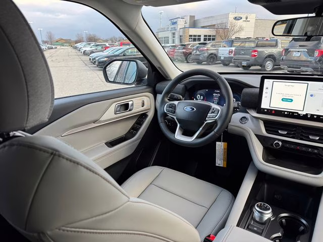 2026 Agate Black Metallic Ford Explorer Active 4X4 SUV