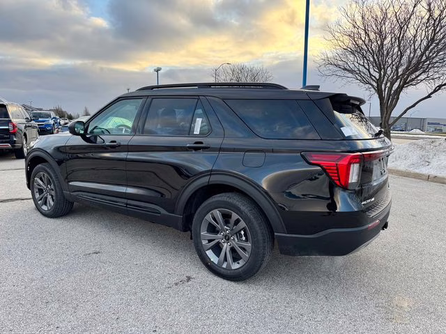2026 Agate Black Metallic Ford Explorer Active 4X4 SUV