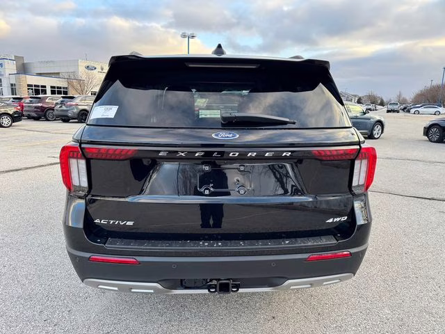 2026 Agate Black Metallic Ford Explorer Active 4X4 SUV