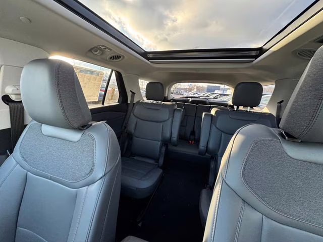 2026 Agate Black Metallic Ford Explorer Active 4X4 SUV