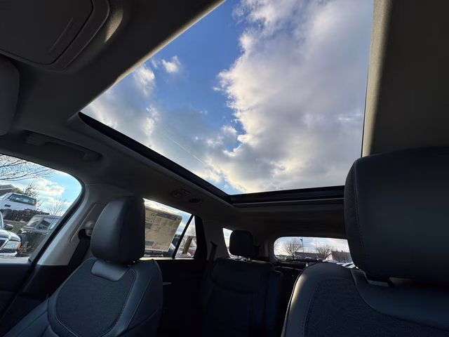 2026 Agate Black Metallic Ford Explorer Active 4X4 SUV