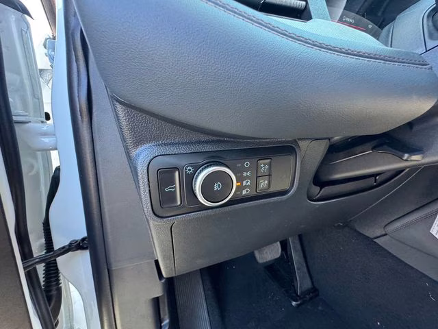 2026 Star White Metallic Tri-Coat Ford Explorer Active 4X4 SUV