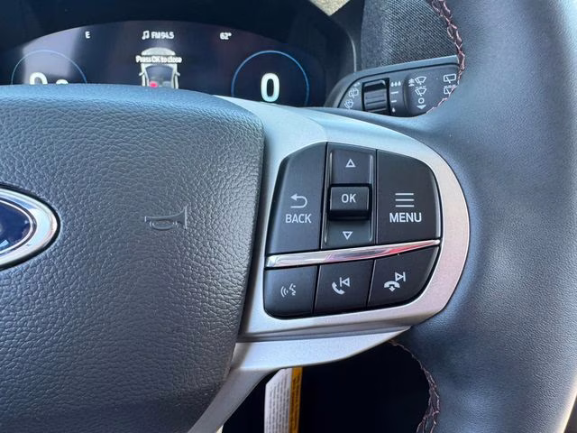 2026 Star White Metallic Tri-Coat Ford Explorer Active 4X4 SUV