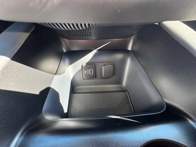 2026 Star White Metallic Tri-Coat Ford Explorer Active 4X4 SUV