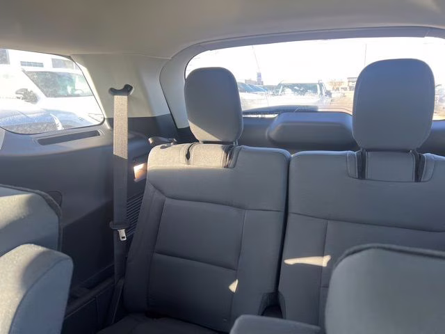 2026 Space White Metallic Ford Explorer Active 4X4 SUV