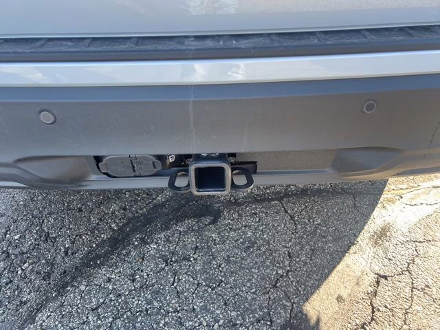 2026 Space White Metallic Ford Explorer Active 4X4 SUV