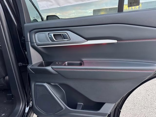 2026 Agate Black Metallic Ford Explorer ST-Line 4X4 SUV