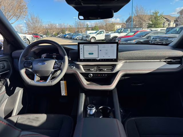 2026 Star White Metallic Tri-Coat Ford Explorer ST 4X4 SUV