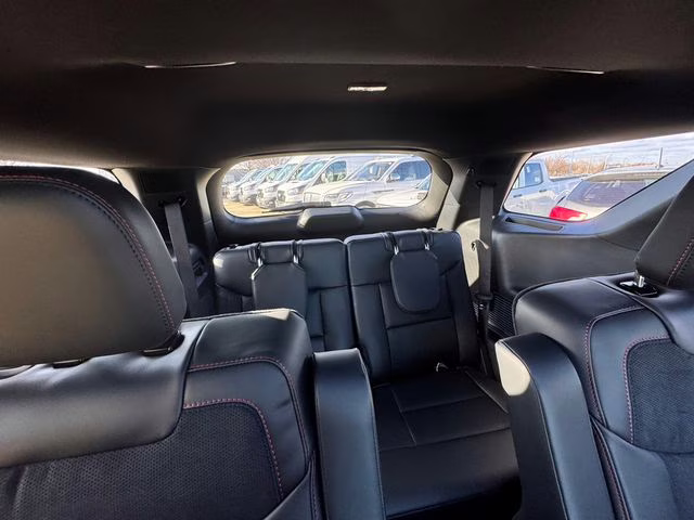 2026 Star White Metallic Tri-Coat Ford Explorer ST 4X4 SUV