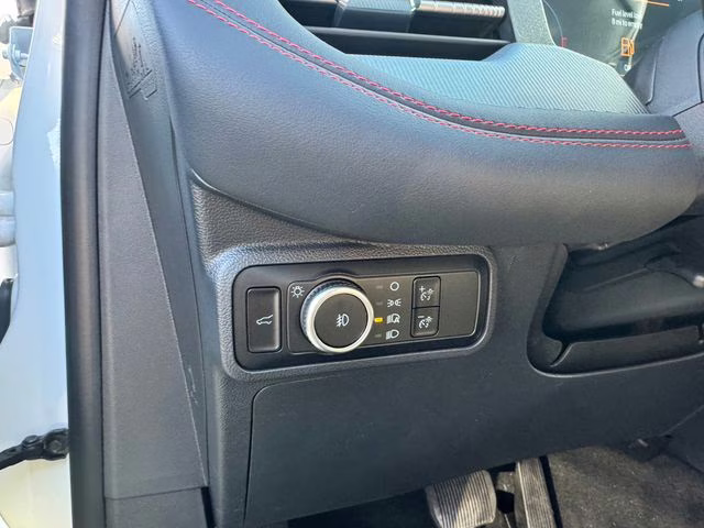 2026 Star White Metallic Tri-Coat Ford Explorer ST 4X4 SUV