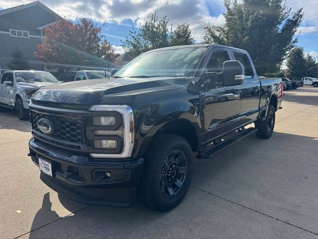 2026 Agate Black Metallic Ford Super Duty F-250 SRW XL 4X4 Truck
