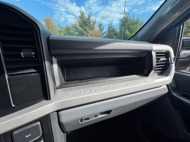 2026 Agate Black Metallic Ford Super Duty F-250 SRW XL 4X4 Truck