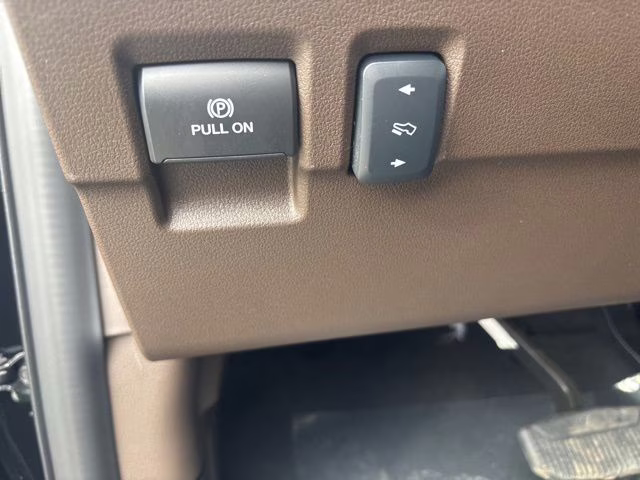 2026 Black Metallic Ford Super Duty F-350 SRW King Ranch 4X4 Truck