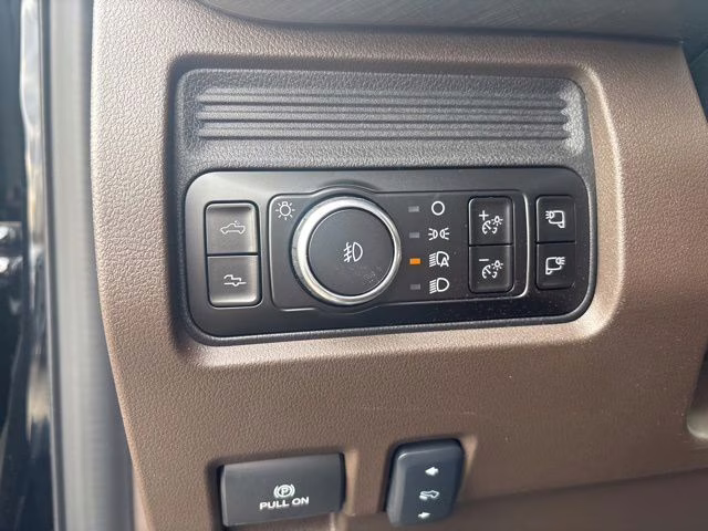 2026 Black Metallic Ford Super Duty F-350 SRW King Ranch 4X4 Truck