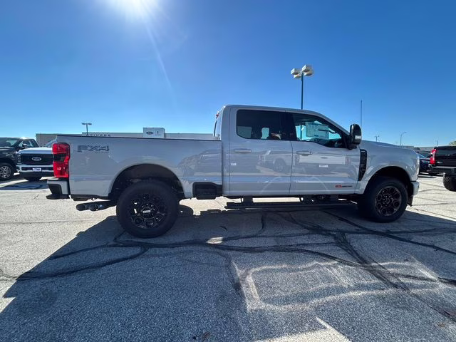 2026 Avalanche Ford Super Duty F-350 SRW Lariat 4X4 Truck