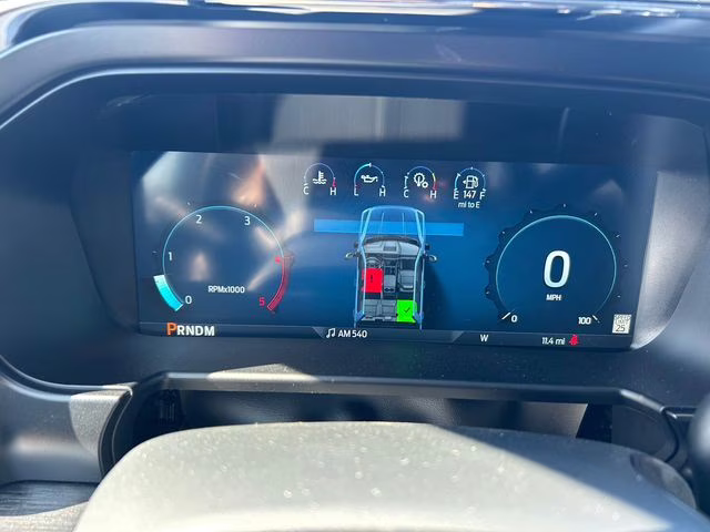 2026 Avalanche Ford Super Duty F-350 SRW Lariat 4X4 Truck